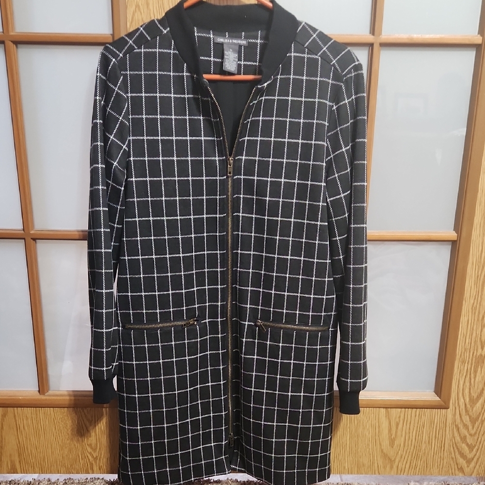 Chelsea & Theodore Black and White Windowpane Long Sweater Jacket Size Small